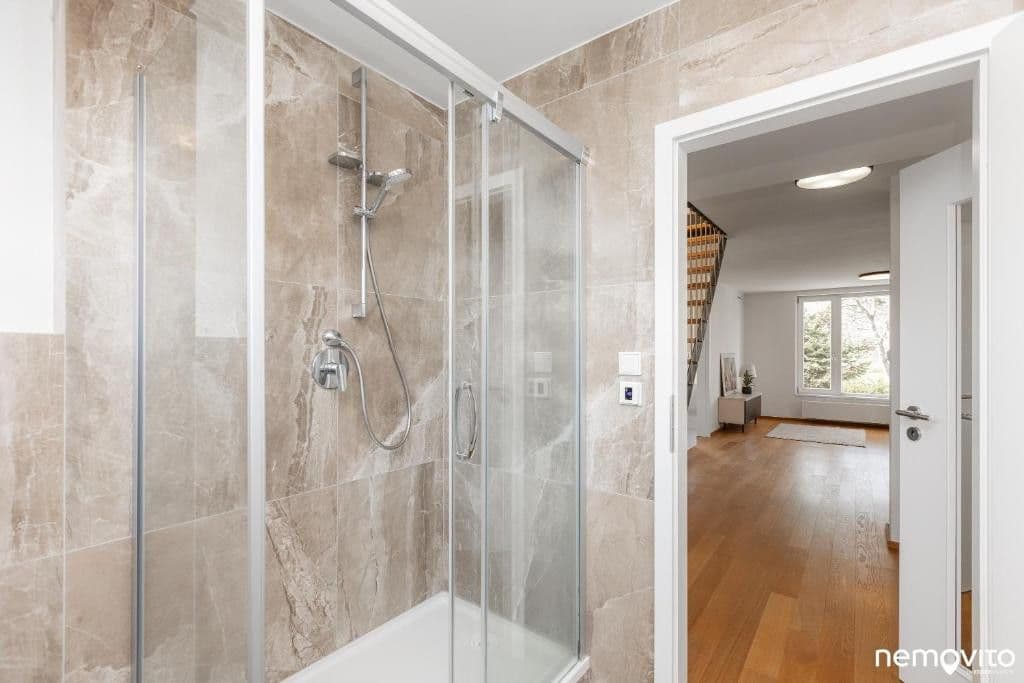 Pronájem bytu 140 m², U Hrušky, Praha, Praha Pronájem bytu 140 m², U Hrušky, Praha, Praha