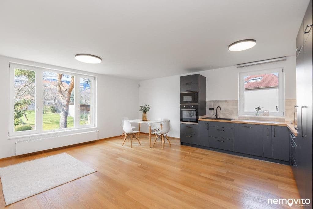 Pronájem bytu 140 m², U Hrušky, Praha, Praha Pronájem bytu 140 m², U Hrušky, Praha, Praha