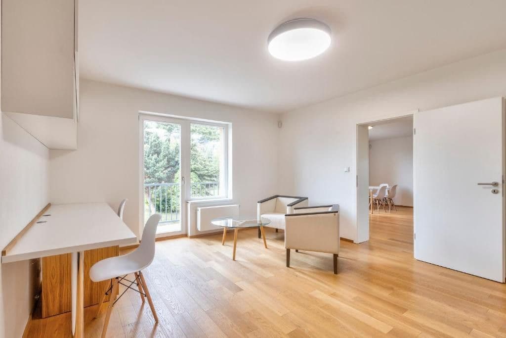 Pronájem bytu 140 m², U Hrušky, Praha, Praha Pronájem bytu 140 m², U Hrušky, Praha, Praha