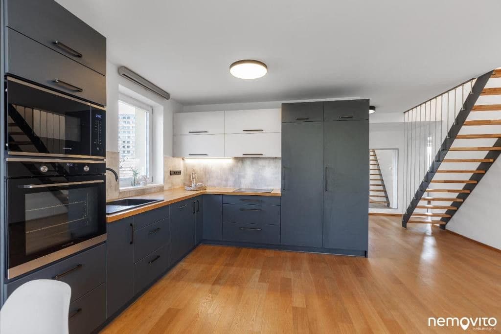 Pronájem bytu 140 m², U Hrušky, Praha, Praha Pronájem bytu 140 m², U Hrušky, Praha, Praha