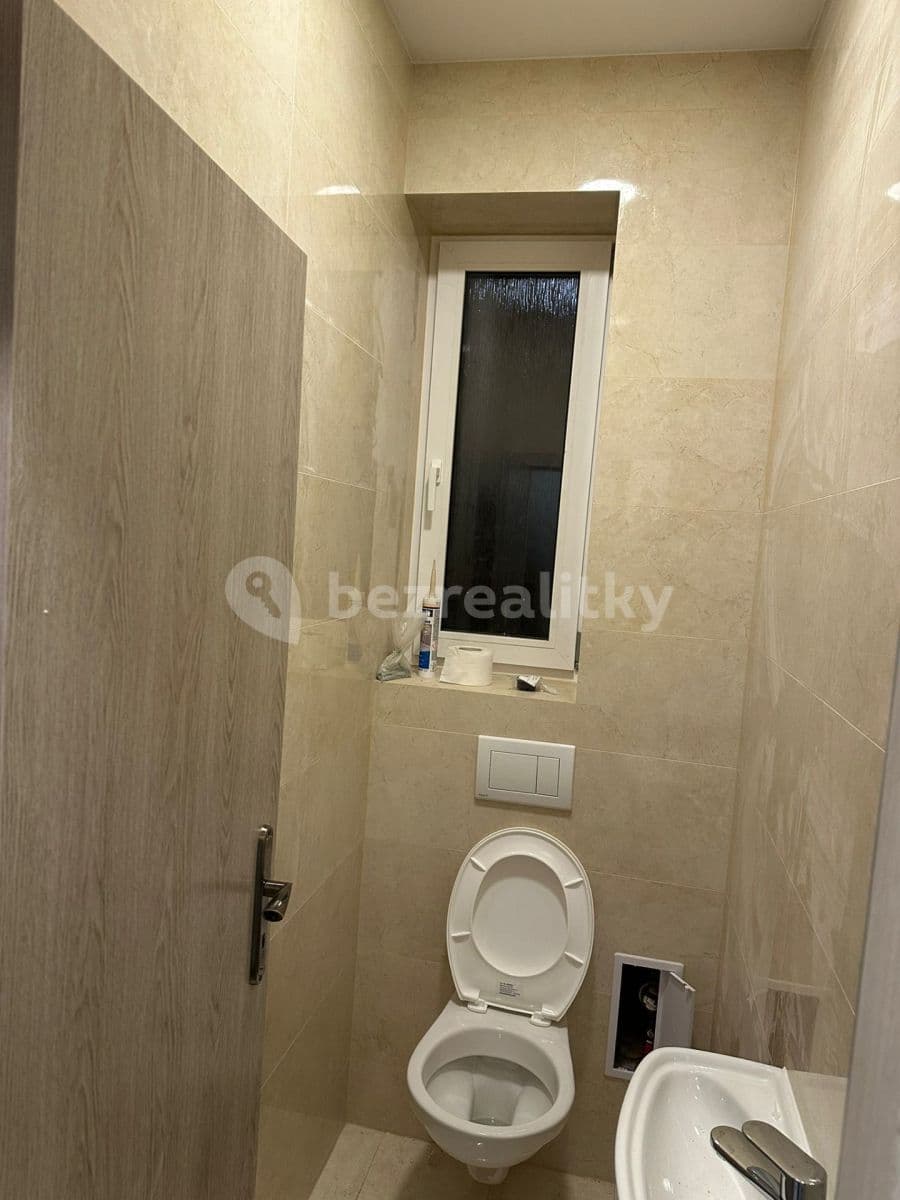 Pronájem bytu 4+1 110 m², Pražská, Dobříš, Středočeský kraj Pronájem bytu 4+1 110 m², Pražská, Dobříš, Středočeský kraj