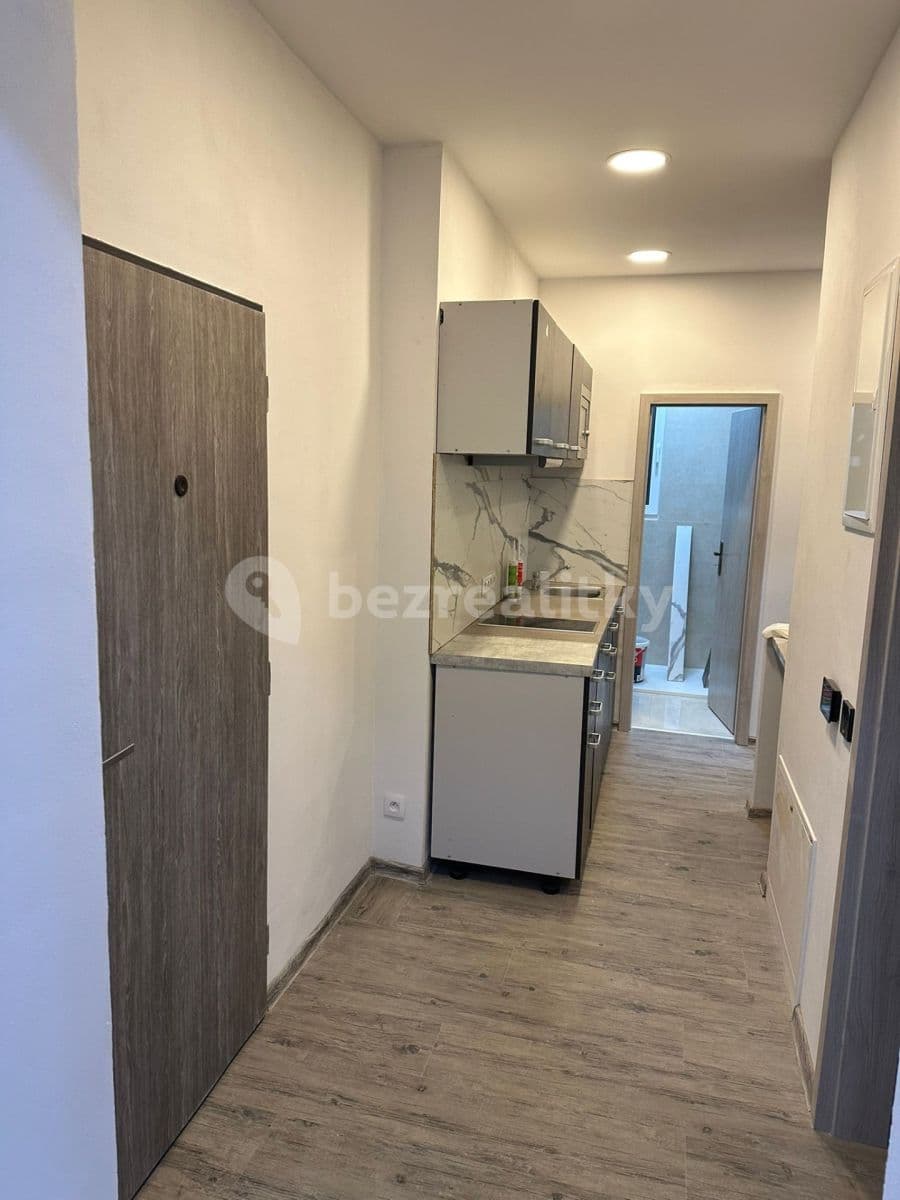 Pronájem bytu 4+1 110 m², Pražská, Dobříš, Středočeský kraj Pronájem bytu 4+1 110 m², Pražská, Dobříš, Středočeský kraj