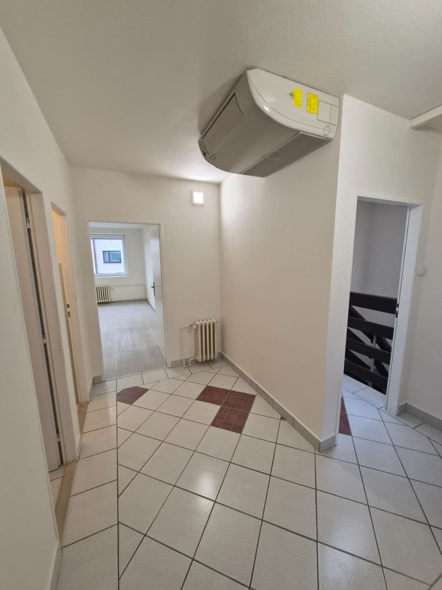 Prodej domu 292 m², pozemek 224 m², Staňkova, Praha, Praha Prodej domu 292 m², pozemek 224 m², Staňkova, Praha, Praha