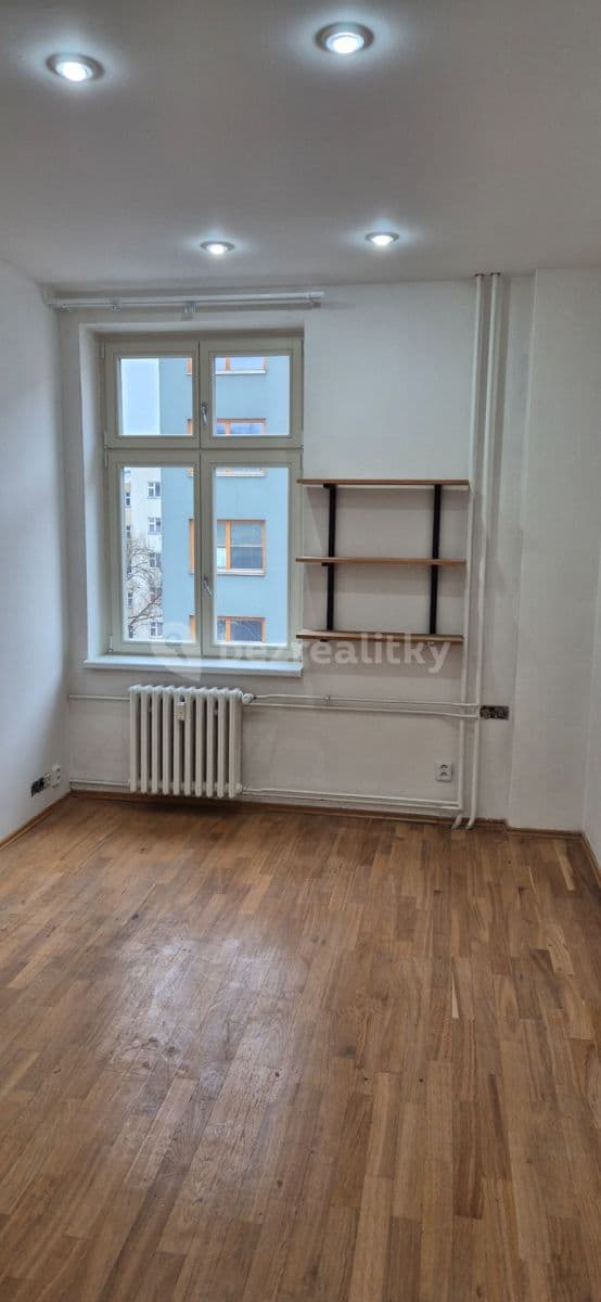 Pronájem bytu 3+1 70 m², Sudoměřská, Praha, Praha Pronájem bytu 3+1 70 m², Sudoměřská, Praha, Praha