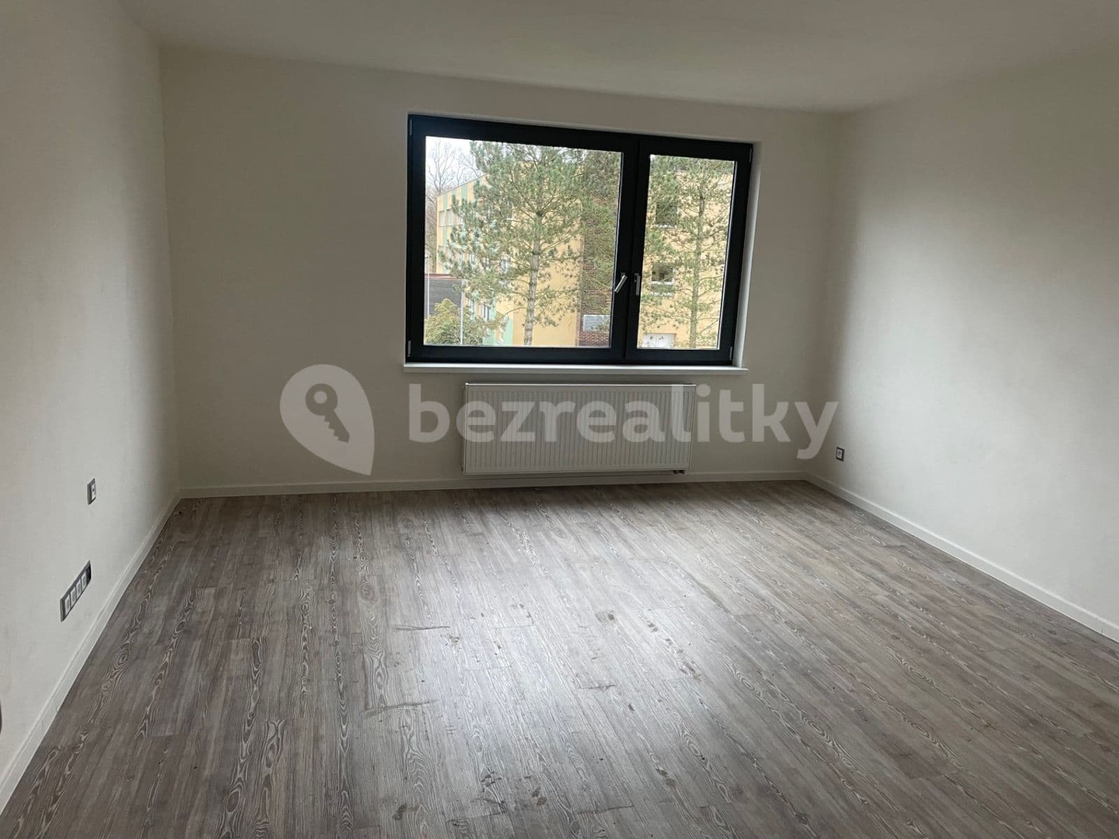 Pronájem bytu 3+1 75 m², Nábřeží, Brandýs nad Labem-Stará Boleslav, Středočeský kraj Pronájem bytu 3+1 75 m², Nábřeží, Brandýs nad Labem-Stará Boleslav, Středočeský kraj