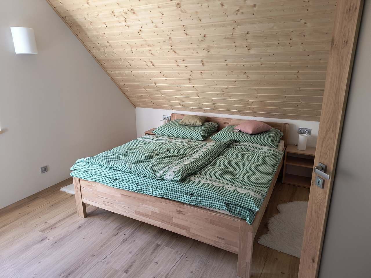 Pronájem chaty, chalupy, Velké Karlovice, Zlínský kraj Pronájem chaty, chalupy, Velké Karlovice, Zlínský kraj