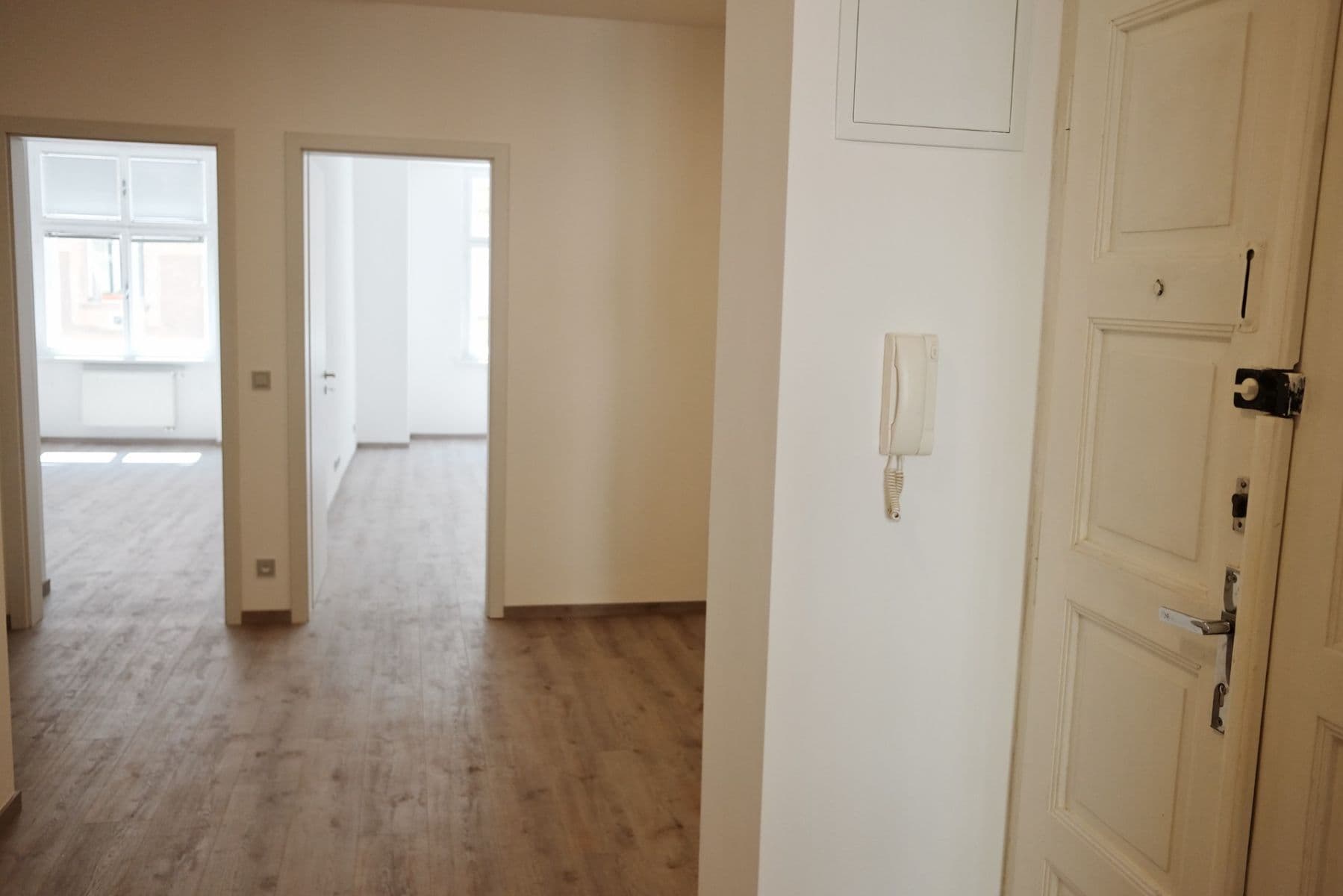 Pronájem bytu 3+1 95 m², Oldřichova, Praha, Praha Pronájem bytu 3+1 95 m², Oldřichova, Praha, Praha