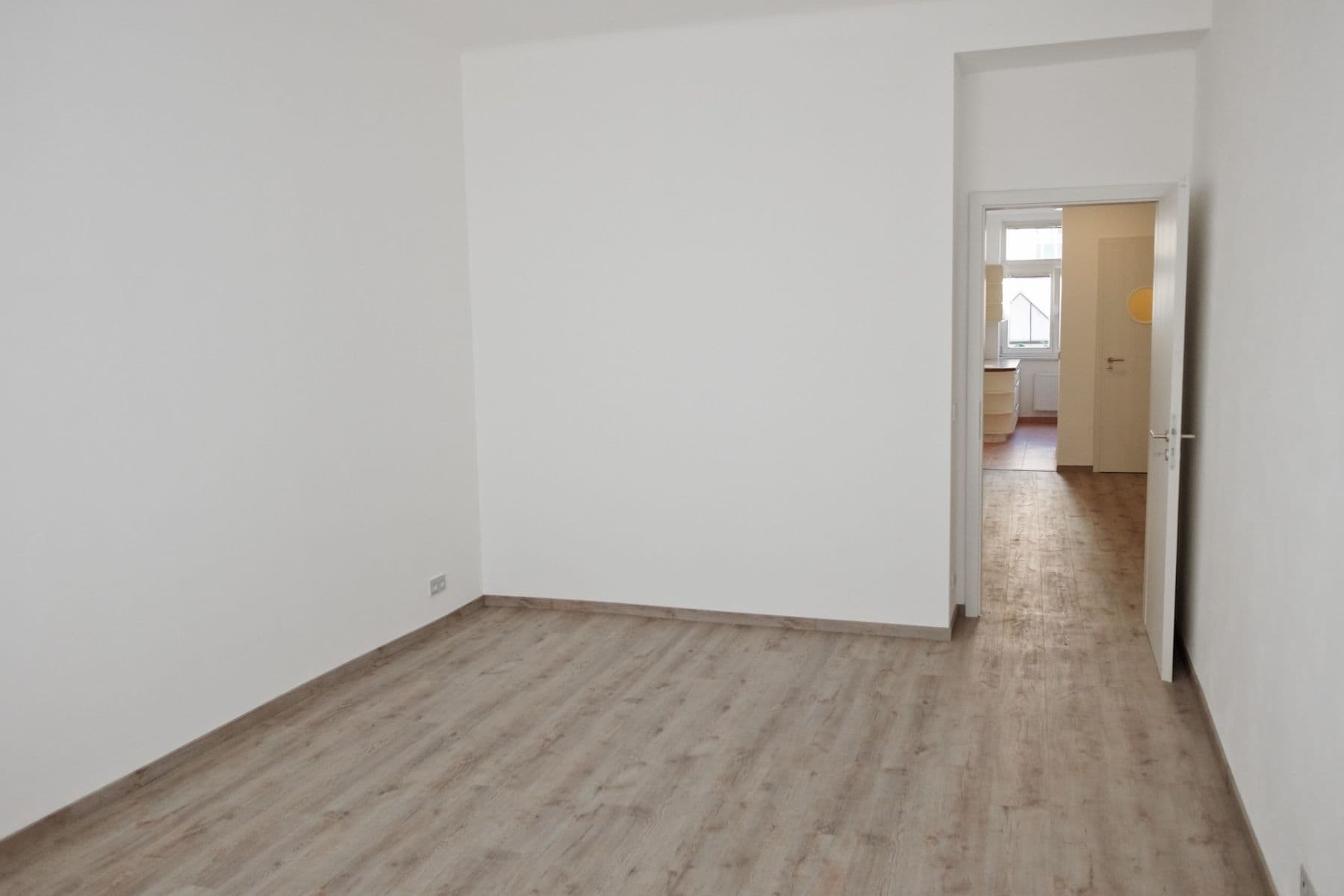 Pronájem bytu 3+1 95 m², Oldřichova, Praha, Praha Pronájem bytu 3+1 95 m², Oldřichova, Praha, Praha