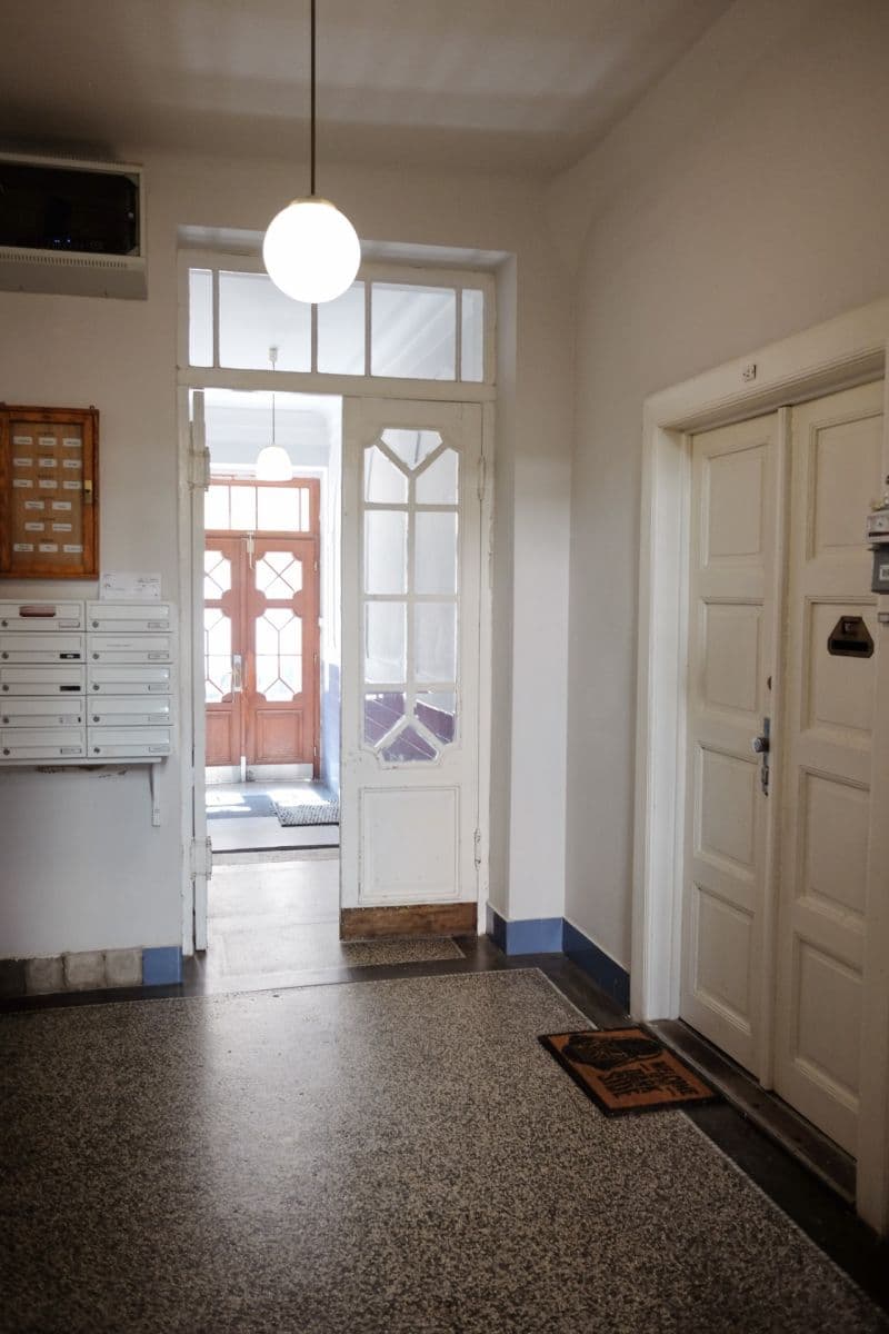 Pronájem bytu 3+1 95 m², Oldřichova, Praha, Praha Pronájem bytu 3+1 95 m², Oldřichova, Praha, Praha