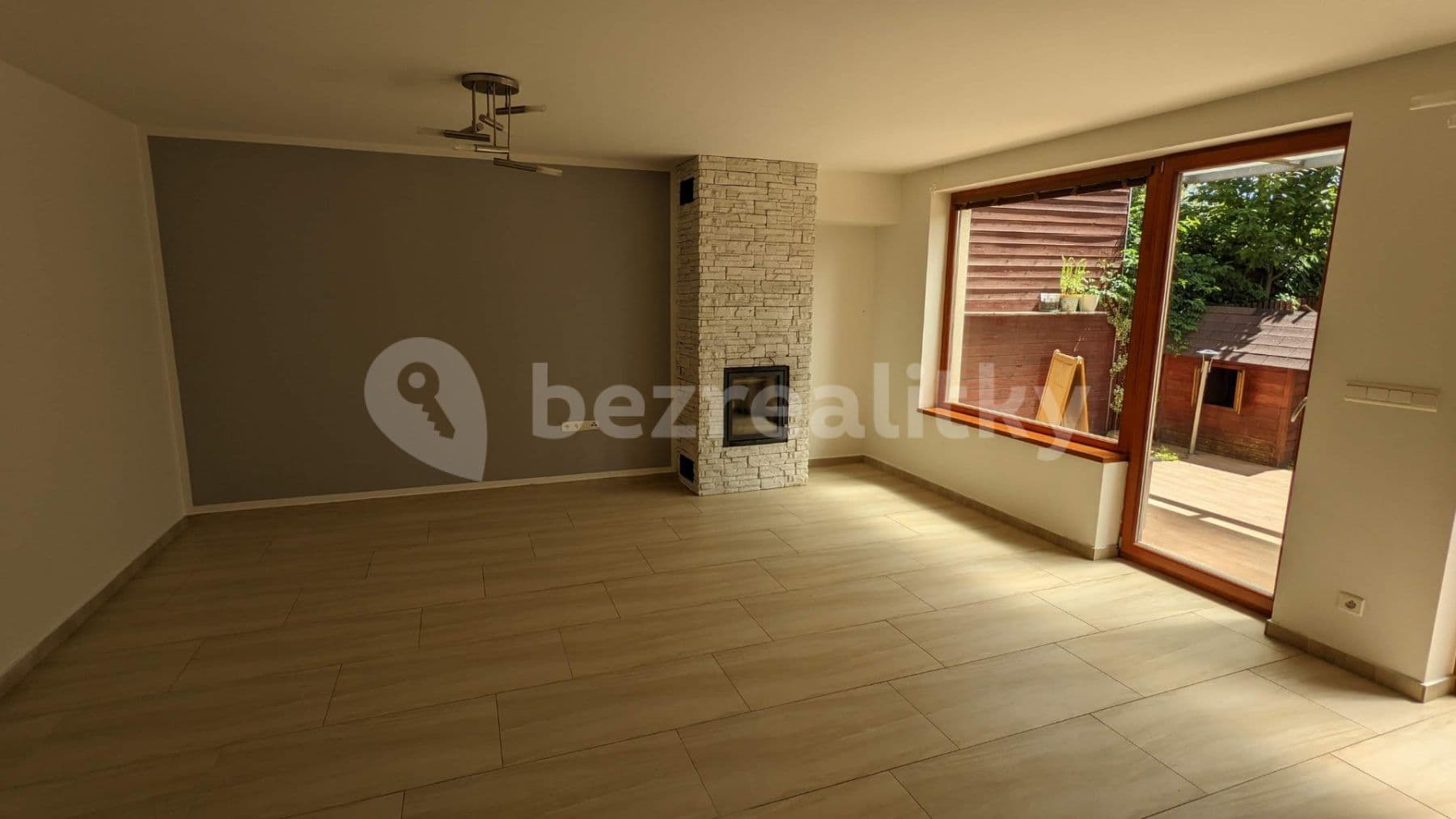 Pronájem domu 150 m², pozemek 344 m², Náchodská, Praha, Praha Pronájem domu 150 m², pozemek 344 m², Náchodská, Praha, Praha