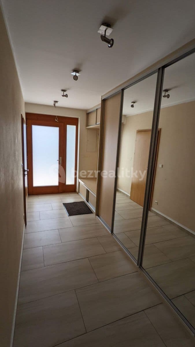 Pronájem domu 150 m², pozemek 344 m², Náchodská, Praha, Praha Pronájem domu 150 m², pozemek 344 m², Náchodská, Praha, Praha