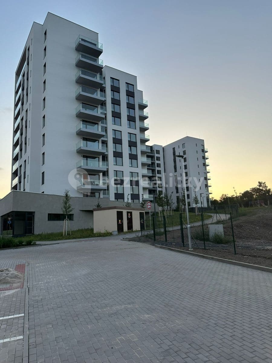 Pronájem bytu 2+kk 55 m², V Třešňovce, Praha, Praha Pronájem bytu 2+kk 55 m², V Třešňovce, Praha, Praha