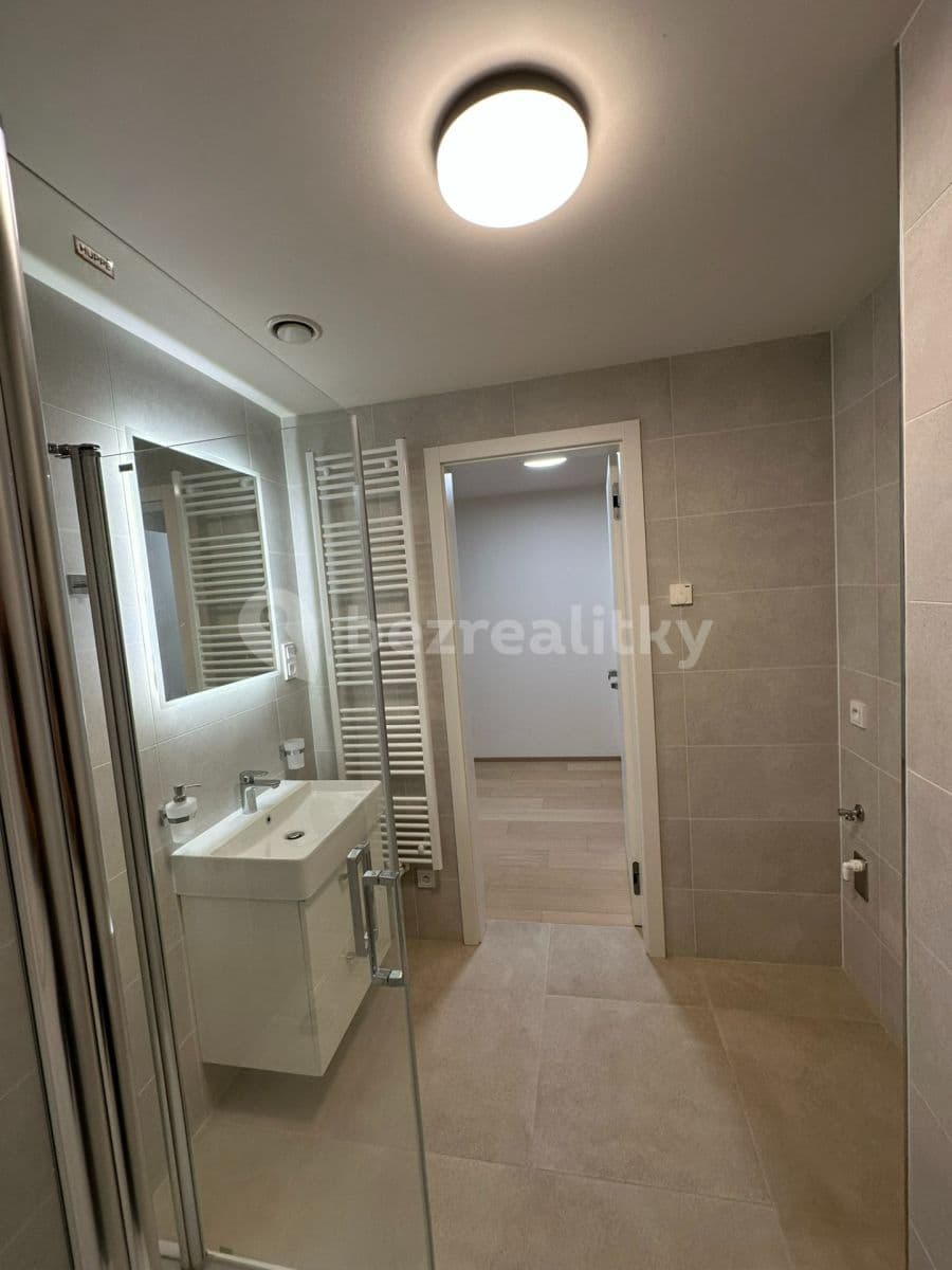 Pronájem bytu 2+kk 55 m², V Třešňovce, Praha, Praha Pronájem bytu 2+kk 55 m², V Třešňovce, Praha, Praha
