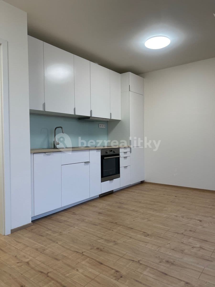 Pronájem bytu 1+kk 30 m², Za Humny, Modřice, Jihomoravský kraj Pronájem bytu 1+kk 30 m², Za Humny, Modřice, Jihomoravský kraj