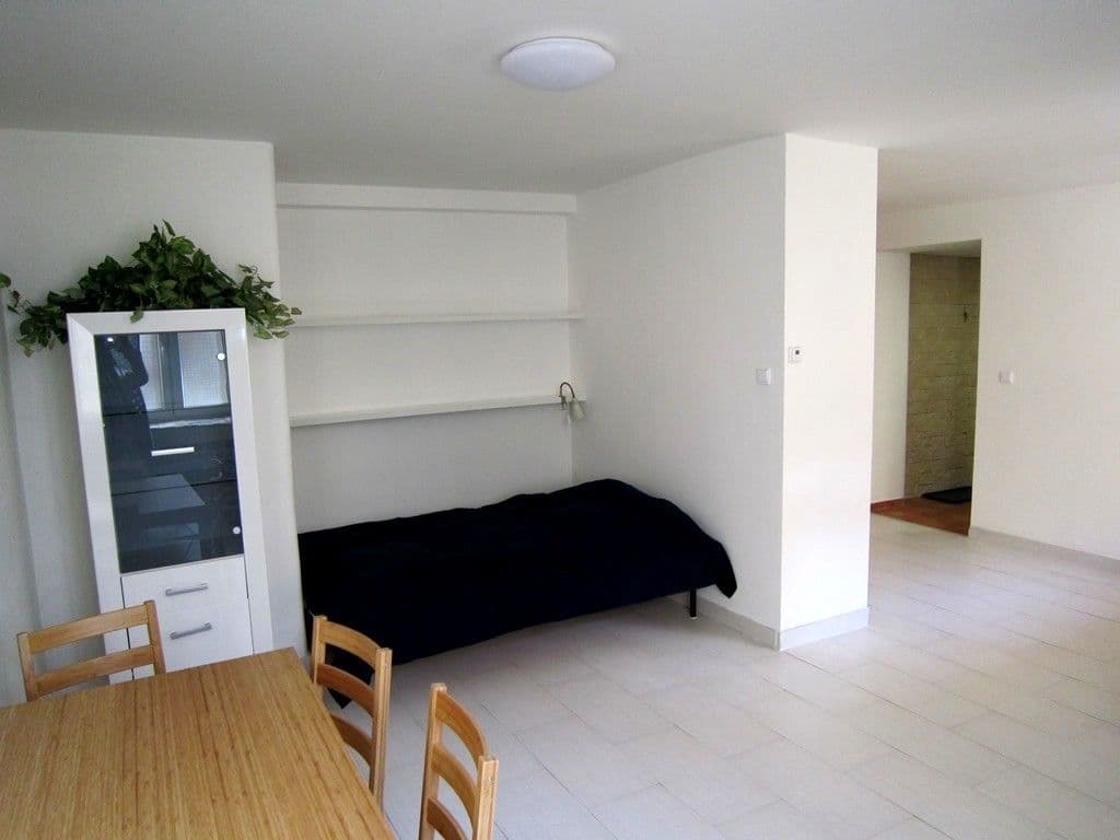 Pronájem bytu 1+kk 33 m², Terronská, Praha, Praha Pronájem bytu 1+kk 33 m², Terronská, Praha, Praha