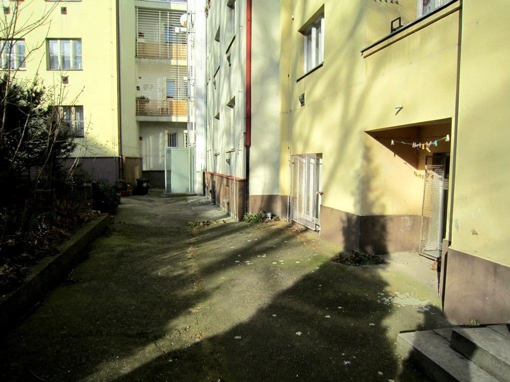 Pronájem bytu 1+kk 33 m², Terronská, Praha, Praha Pronájem bytu 1+kk 33 m², Terronská, Praha, Praha