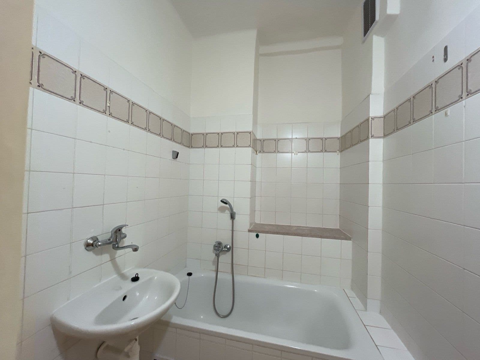 Pronájem bytu 3+1 73 m², Zelená, Ostrava, Moravskoslezský kraj Pronájem bytu 3+1 73 m², Zelená, Ostrava, Moravskoslezský kraj