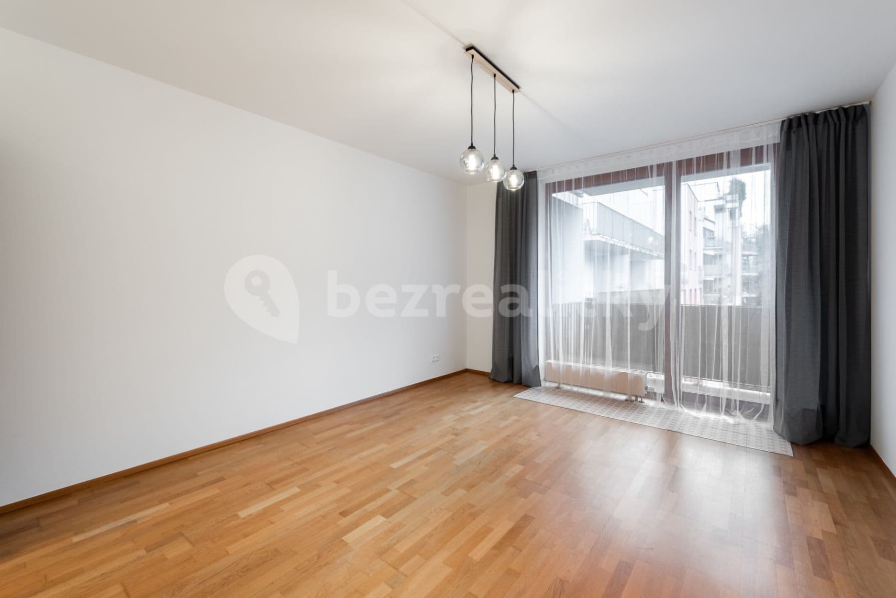 Pronájem bytu 2+kk 49 m², Jeseniova, Praha, Praha Pronájem bytu 2+kk 49 m², Jeseniova, Praha, Praha