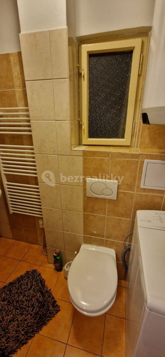 Pronájem bytu 1+kk 30 m², Krátká, Praha, Praha Pronájem bytu 1+kk 30 m², Krátká, Praha, Praha