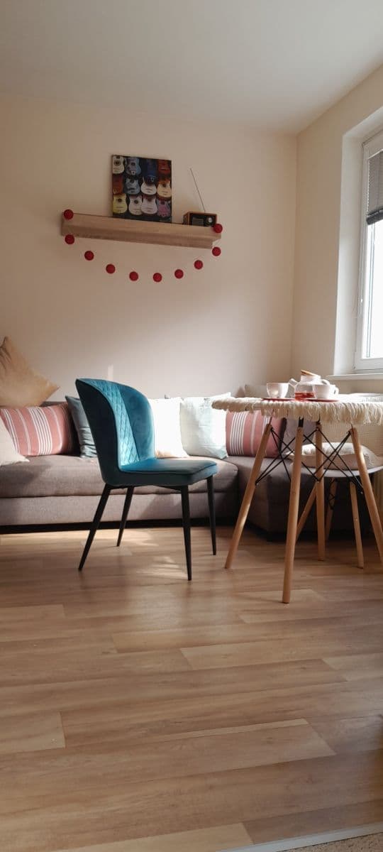 Prodej bytu 1+1 36 m², Sportovní, Loket, Karlovarský kraj Prodej bytu 1+1 36 m², Sportovní, Loket, Karlovarský kraj