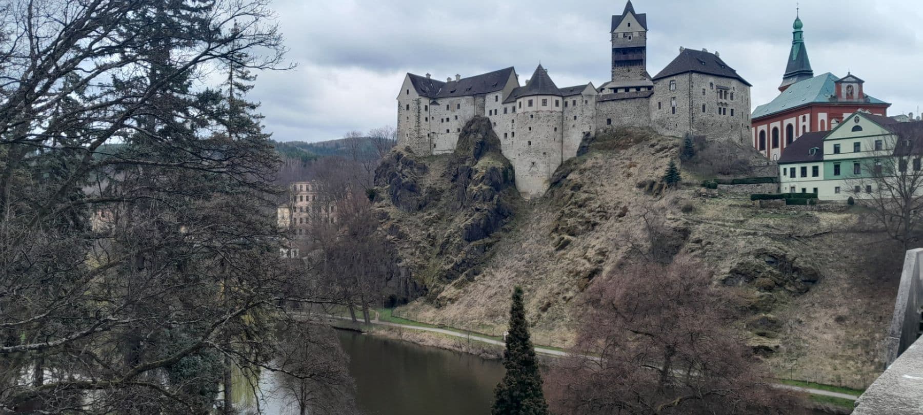 Prodej bytu 1+1 36 m², Sportovní, Loket, Karlovarský kraj Prodej bytu 1+1 36 m², Sportovní, Loket, Karlovarský kraj