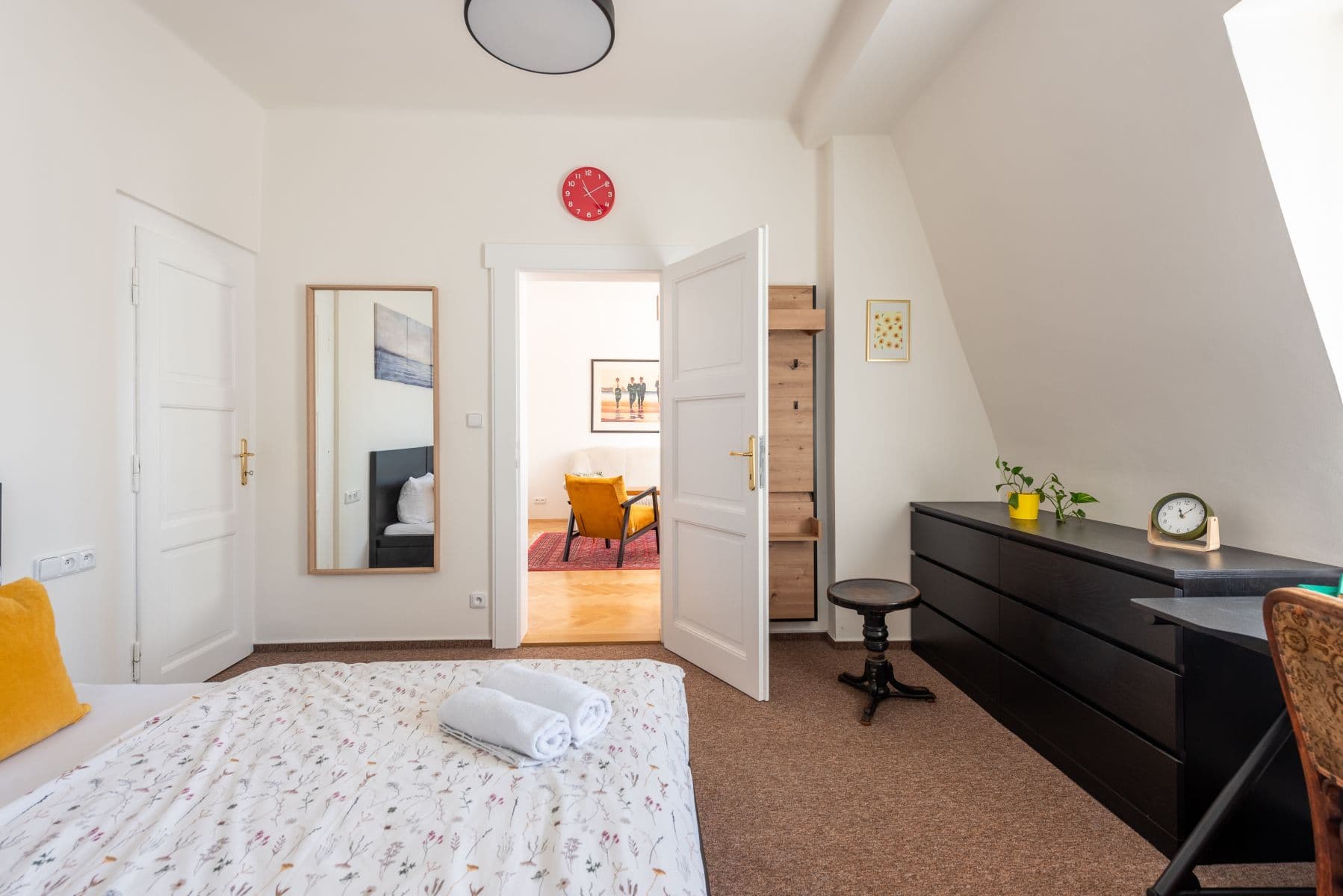 Pronájem bytu 90 m², Lomená, Praha, Praha Pronájem bytu 90 m², Lomená, Praha, Praha
