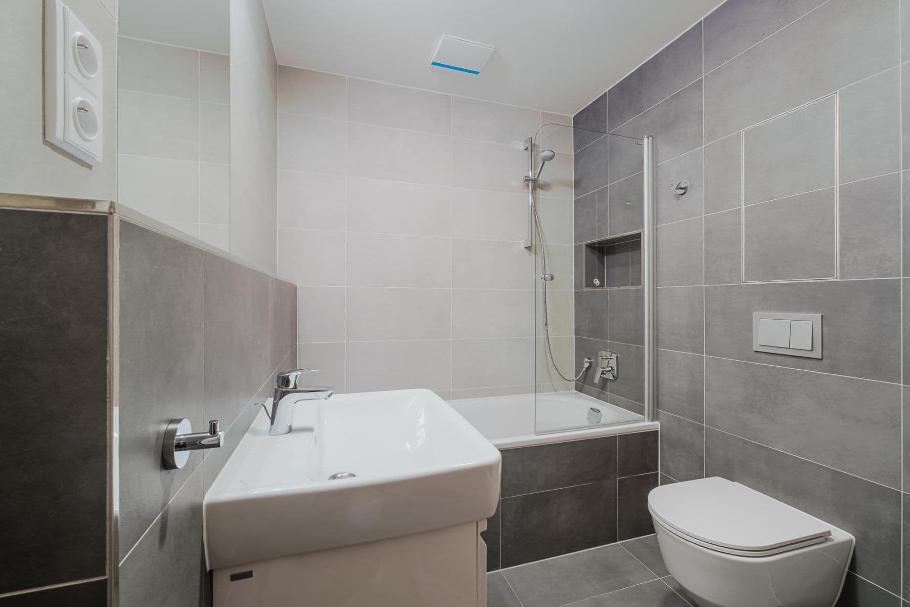 Pronájem bytu 52 m², U Pergamenky, Praha, Praha Pronájem bytu 52 m², U Pergamenky, Praha, Praha
