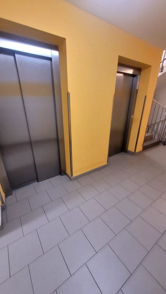 Pronájem bytu 1+kk 31 m², Frýdecká, Praha, Praha Pronájem bytu 1+kk 31 m², Frýdecká, Praha, Praha