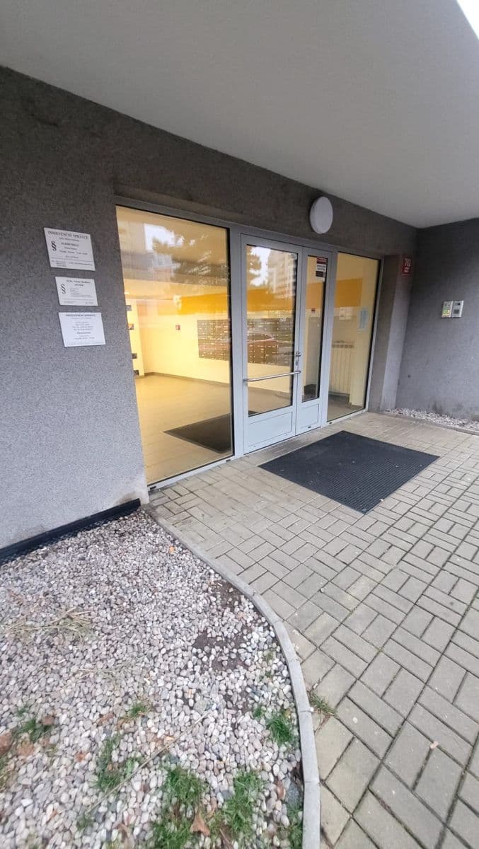 Pronájem bytu 1+kk 31 m², Frýdecká, Praha, Praha Pronájem bytu 1+kk 31 m², Frýdecká, Praha, Praha