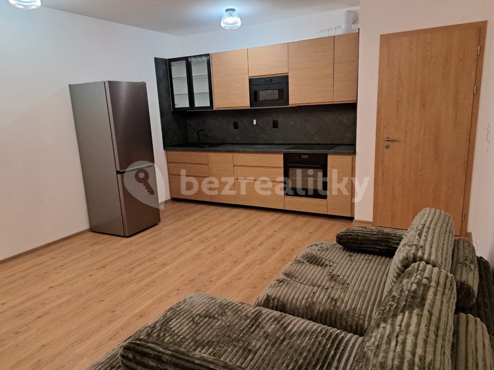 Pronájem bytu 2+kk 59 m², Kardausova, Praha, Praha Pronájem bytu 2+kk 59 m², Kardausova, Praha, Praha