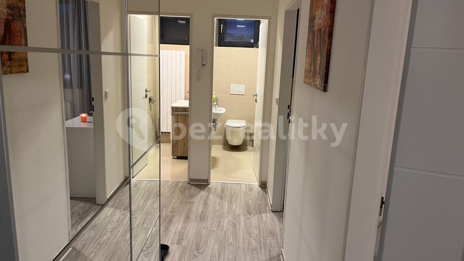 Pronájem bytu 2+1 43 m², Počernická, Praha, Praha Pronájem bytu 2+1 43 m², Počernická, Praha, Praha