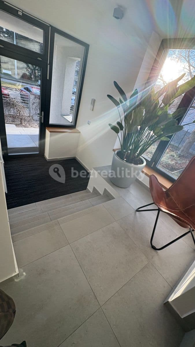 Pronájem bytu 2+1 43 m², Počernická, Praha, Praha Pronájem bytu 2+1 43 m², Počernická, Praha, Praha