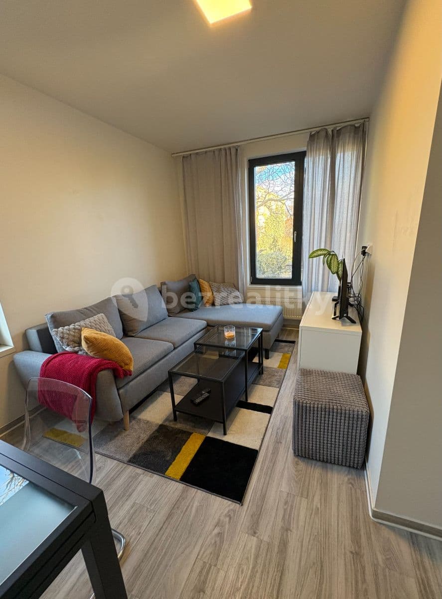 Pronájem bytu 2+1 43 m², Počernická, Praha, Praha Pronájem bytu 2+1 43 m², Počernická, Praha, Praha