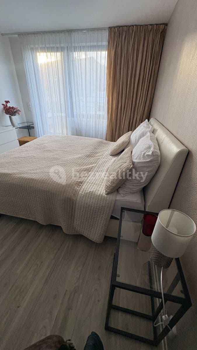 Pronájem bytu 2+1 43 m², Počernická, Praha, Praha Pronájem bytu 2+1 43 m², Počernická, Praha, Praha