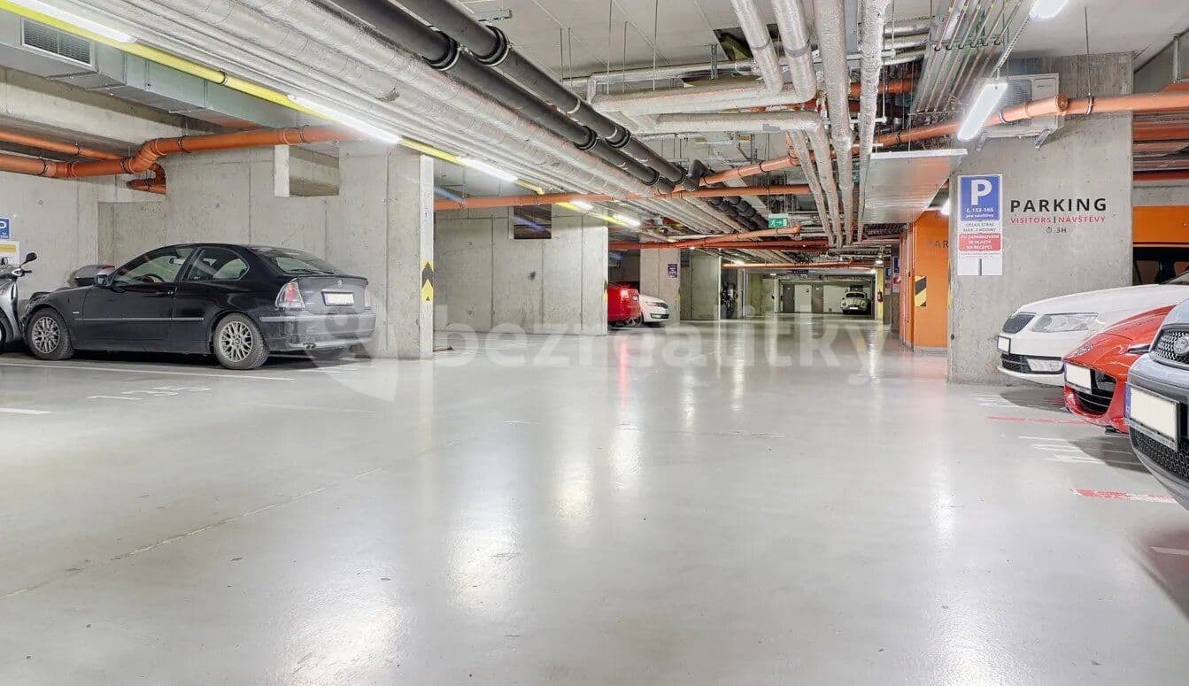 Pronájem bytu 2+kk 53 m², Rohanské nábřeží, Praha, Praha Pronájem bytu 2+kk 53 m², Rohanské nábřeží, Praha, Praha