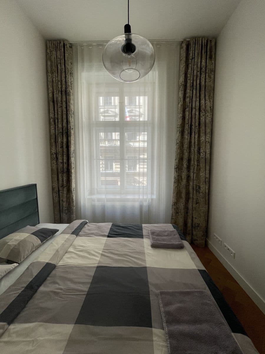 Pronájem bytu 43 m², Dlážděná, Praha, Praha Pronájem bytu 43 m², Dlážděná, Praha, Praha