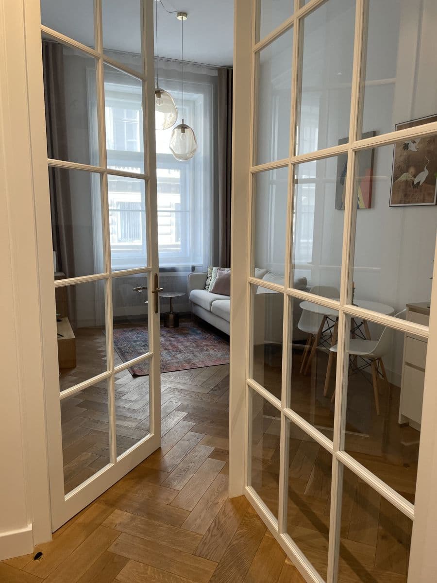 Pronájem bytu 43 m², Dlážděná, Praha, Praha Pronájem bytu 43 m², Dlážděná, Praha, Praha