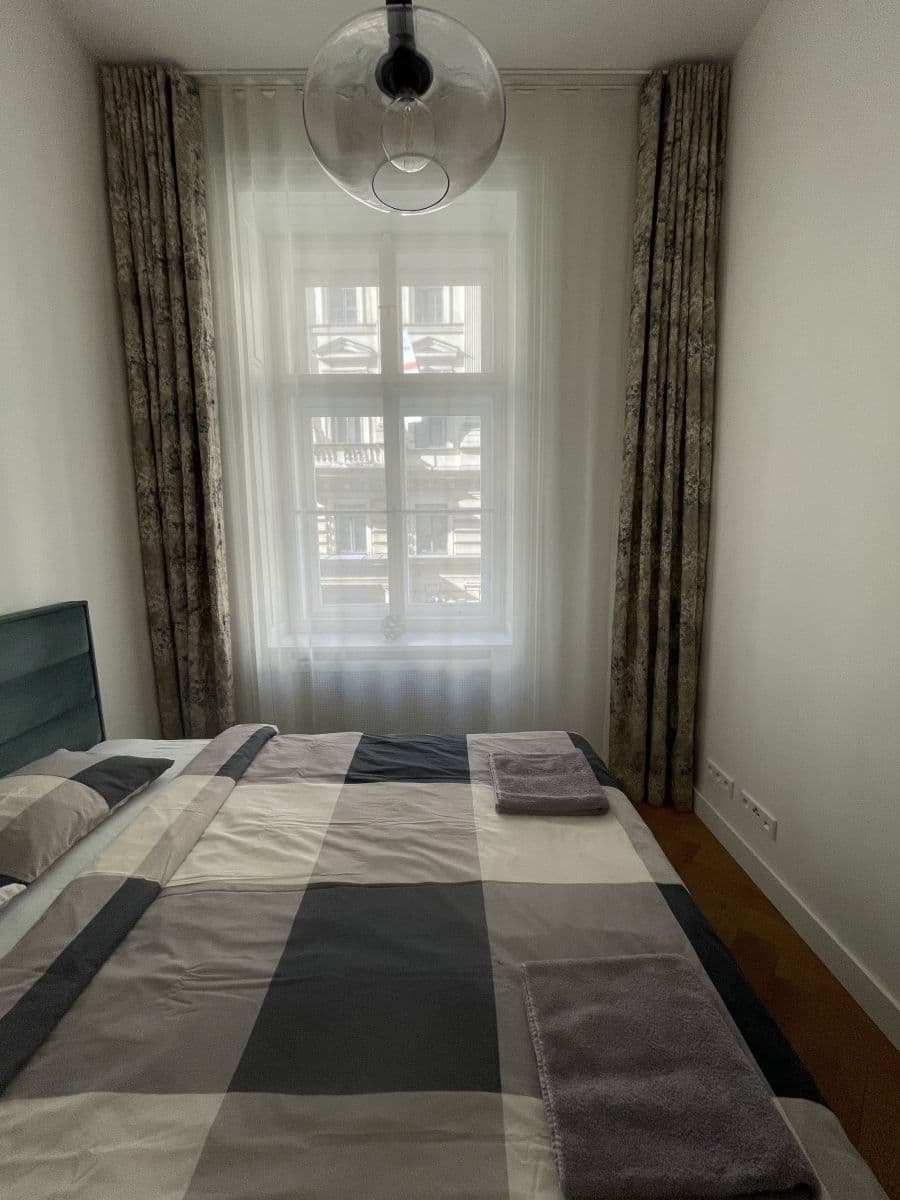 Pronájem bytu 43 m², Dlážděná, Praha, Praha Pronájem bytu 43 m², Dlážděná, Praha, Praha