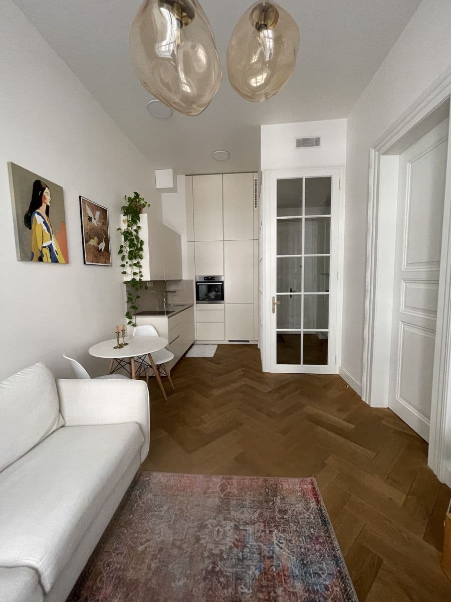 Pronájem bytu 43 m², Dlážděná, Praha, Praha Pronájem bytu 43 m², Dlážděná, Praha, Praha