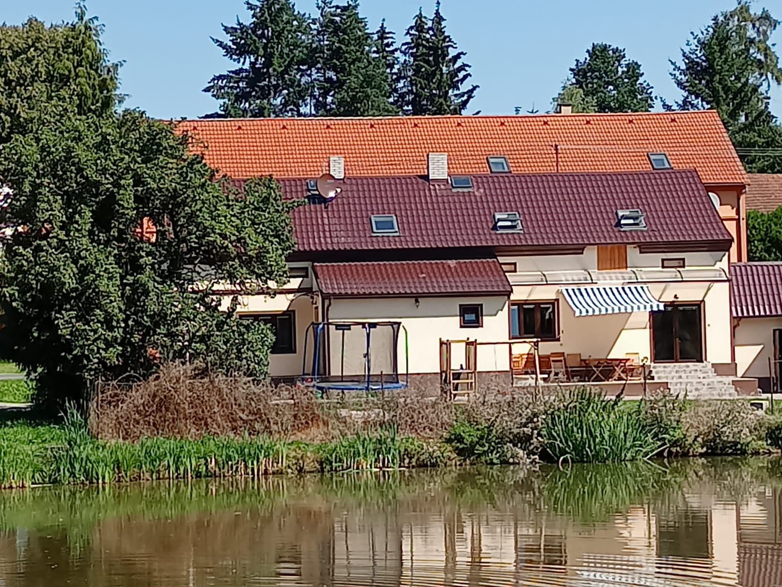 Pronájem bytu 160 m², Hradišťany, Honezovice, Plzeňský kraj Pronájem bytu 160 m², Hradišťany, Honezovice, Plzeňský kraj