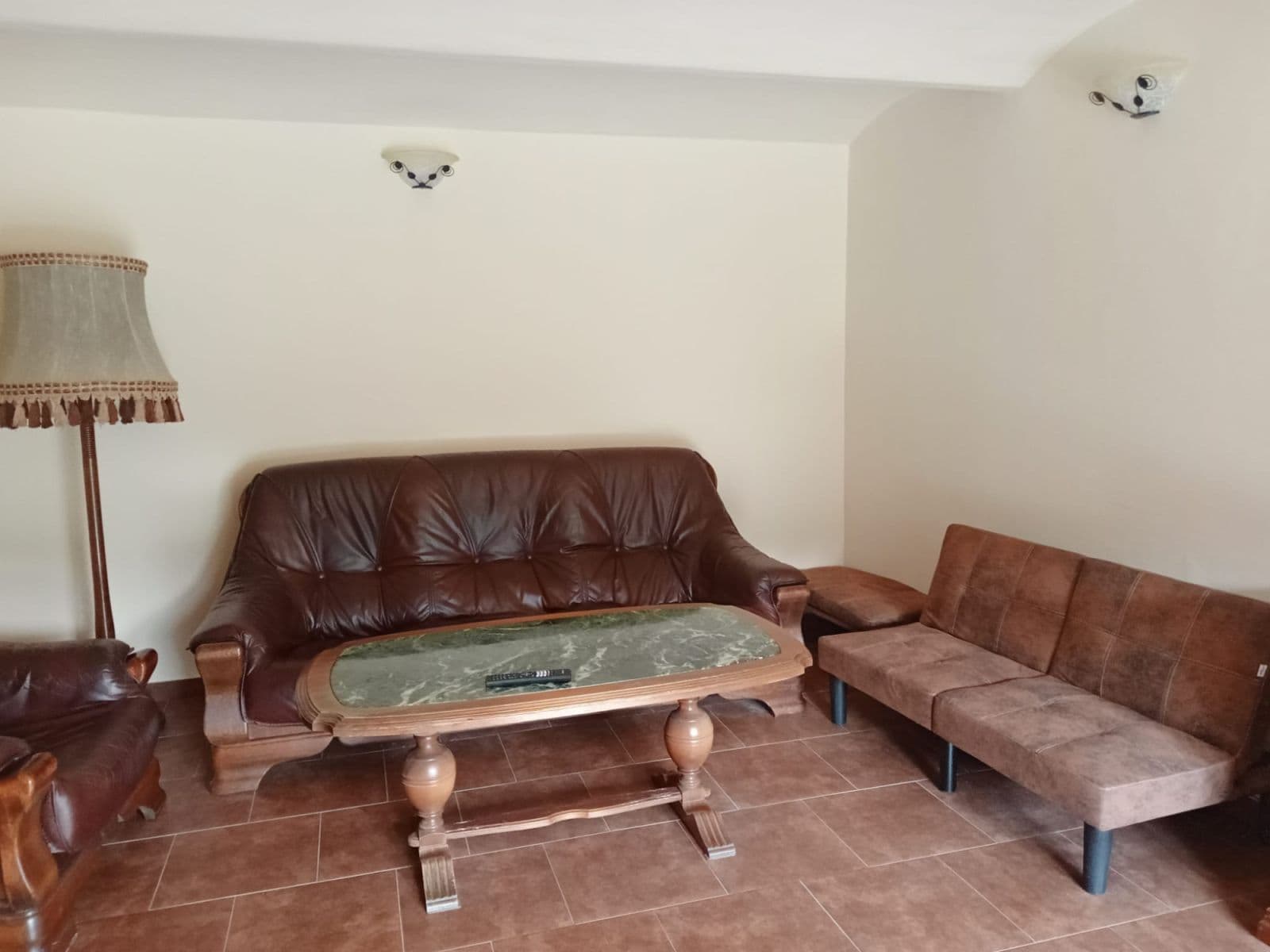 Pronájem bytu 160 m², Hradišťany, Honezovice, Plzeňský kraj Pronájem bytu 160 m², Hradišťany, Honezovice, Plzeňský kraj