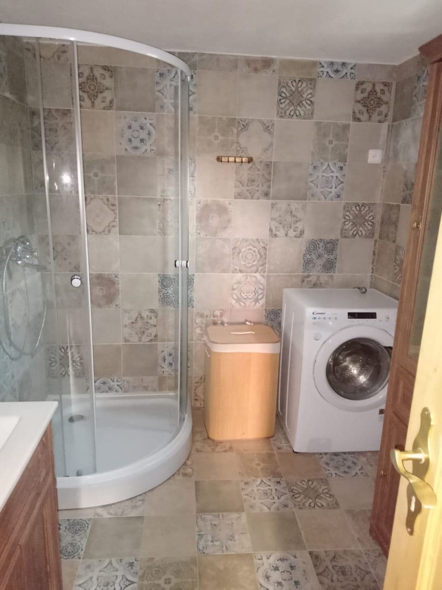 Pronájem bytu 160 m², Hradišťany, Honezovice, Plzeňský kraj Pronájem bytu 160 m², Hradišťany, Honezovice, Plzeňský kraj