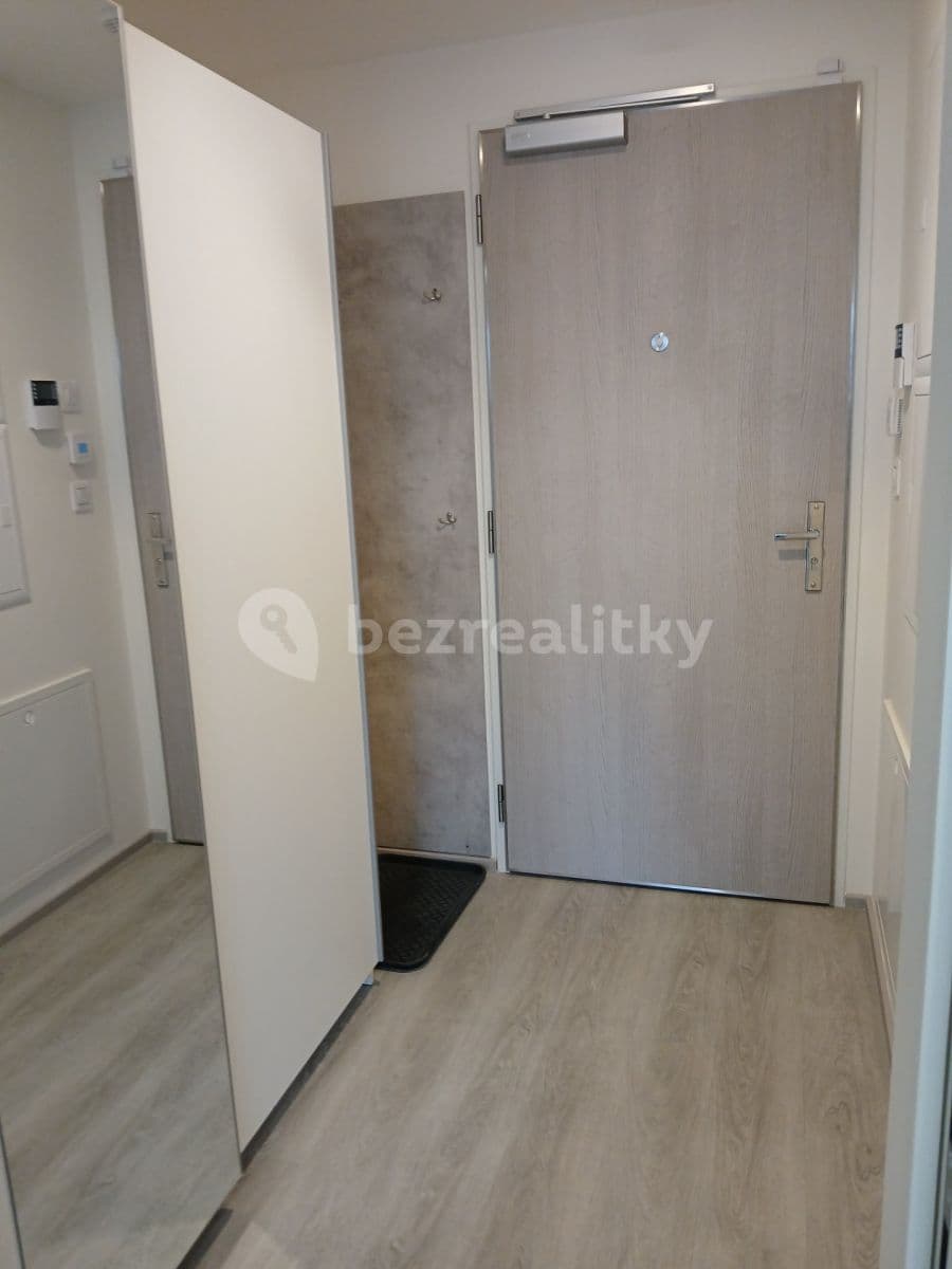 Pronájem bytu 1+kk 29 m², Šrámkové, Praha, Praha Pronájem bytu 1+kk 29 m², Šrámkové, Praha, Praha
