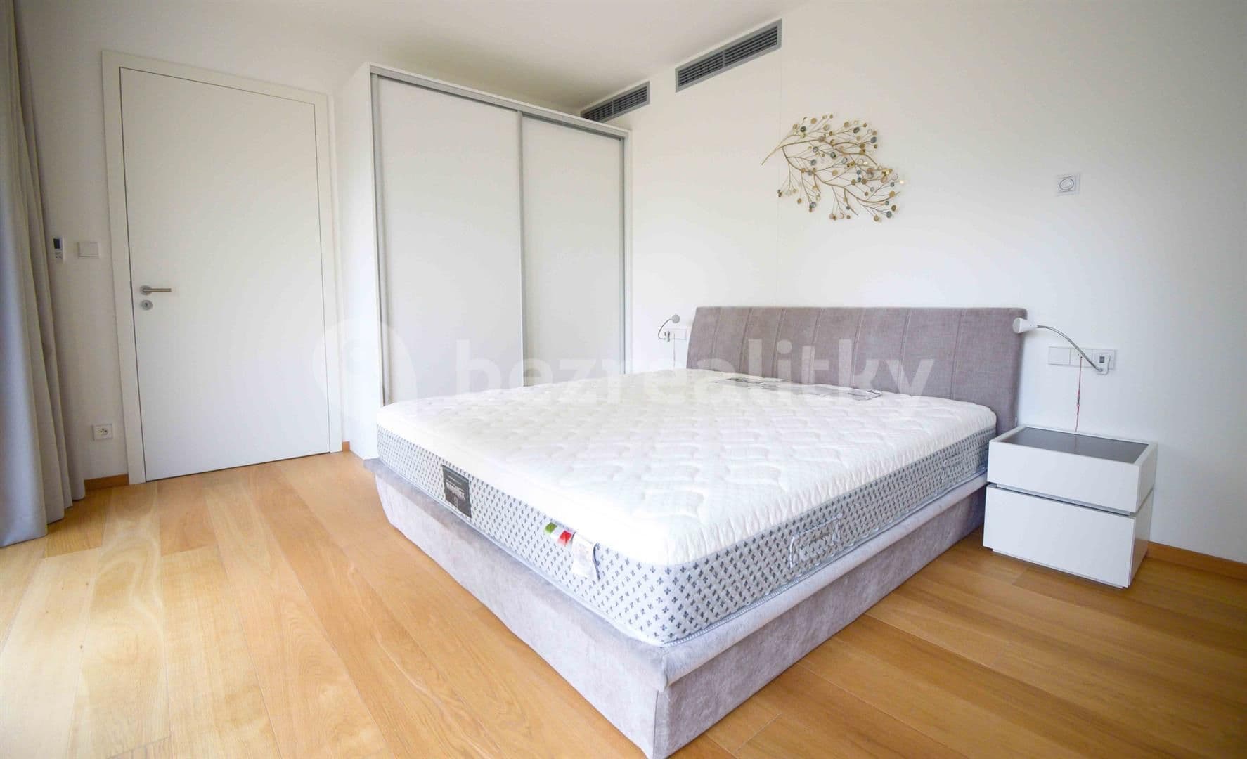 Pronájem bytu 2+kk 80 m², Kobrova, Praha, Praha Pronájem bytu 2+kk 80 m², Kobrova, Praha, Praha