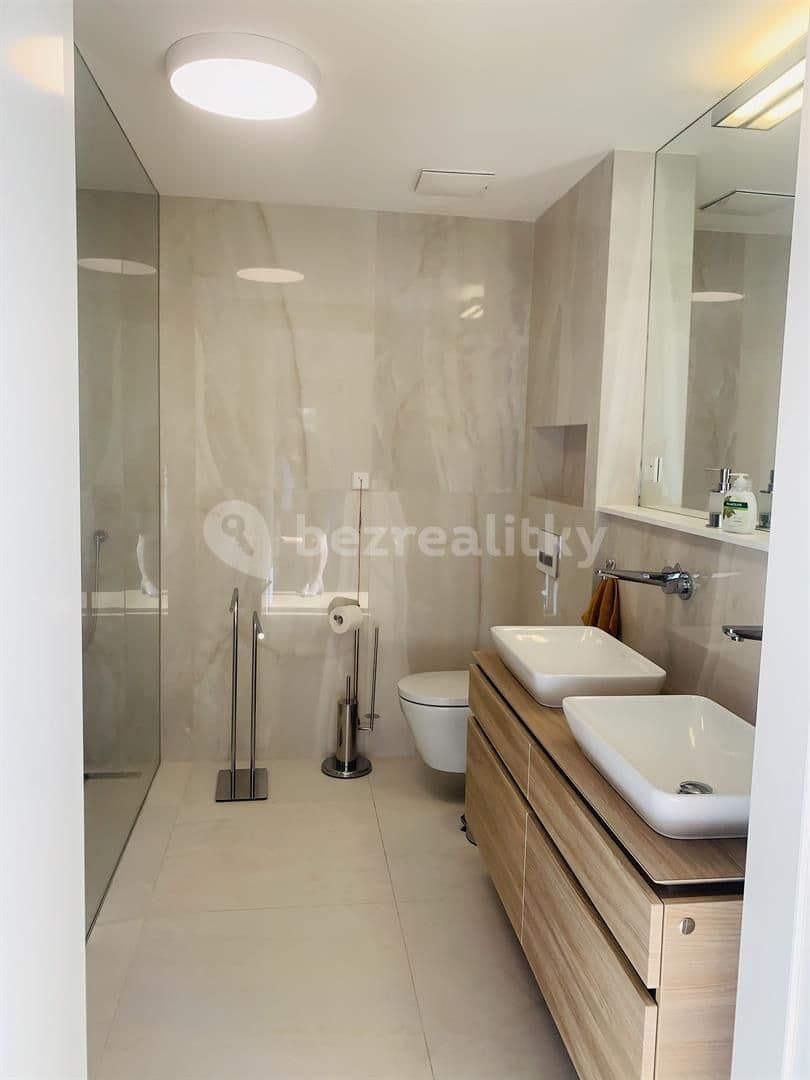 Pronájem bytu 2+kk 80 m², Kobrova, Praha, Praha Pronájem bytu 2+kk 80 m², Kobrova, Praha, Praha