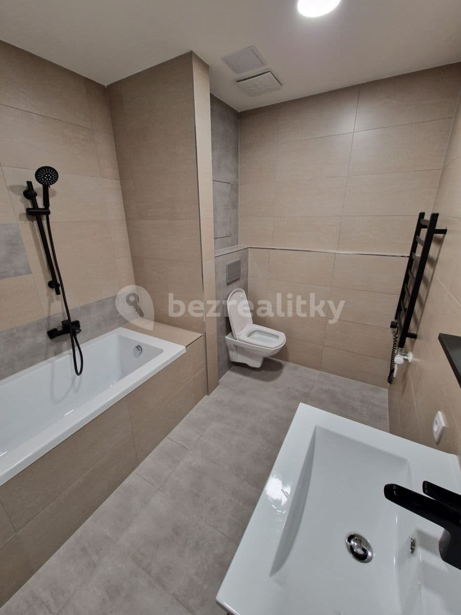 Pronájem bytu 2+kk 50 m², Za Lidkou, Kutná Hora, Středočeský kraj Pronájem bytu 2+kk 50 m², Za Lidkou, Kutná Hora, Středočeský kraj