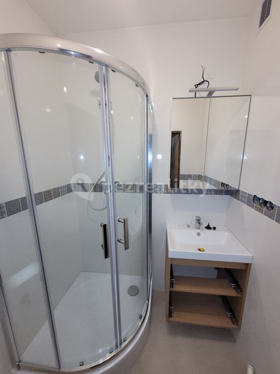 Pronájem bytu 3+1 62 m², Husova čtvrť, Rosice, Jihomoravský kraj Pronájem bytu 3+1 62 m², Husova čtvrť, Rosice, Jihomoravský kraj