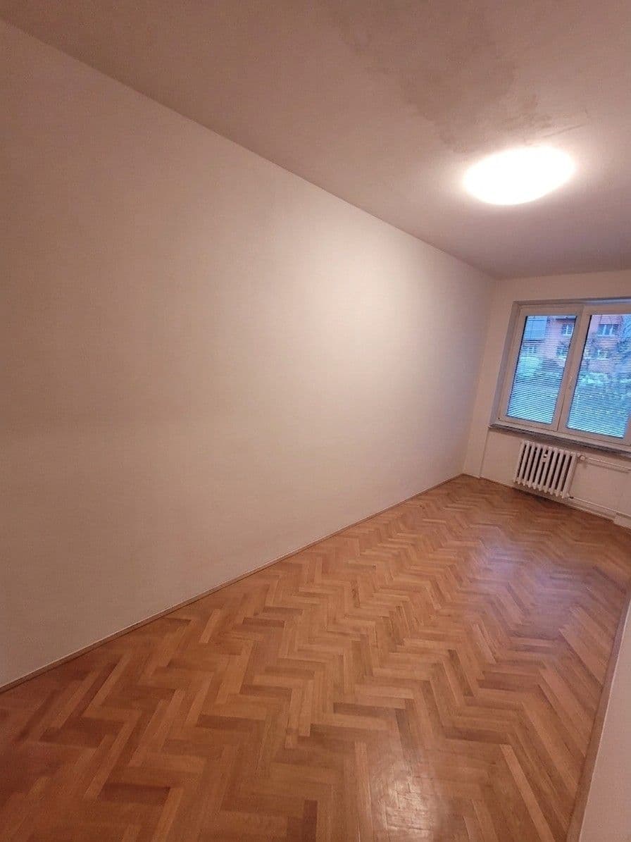 Pronájem bytu 3+1 62 m², Husova čtvrť, Rosice, Jihomoravský kraj Pronájem bytu 3+1 62 m², Husova čtvrť, Rosice, Jihomoravský kraj