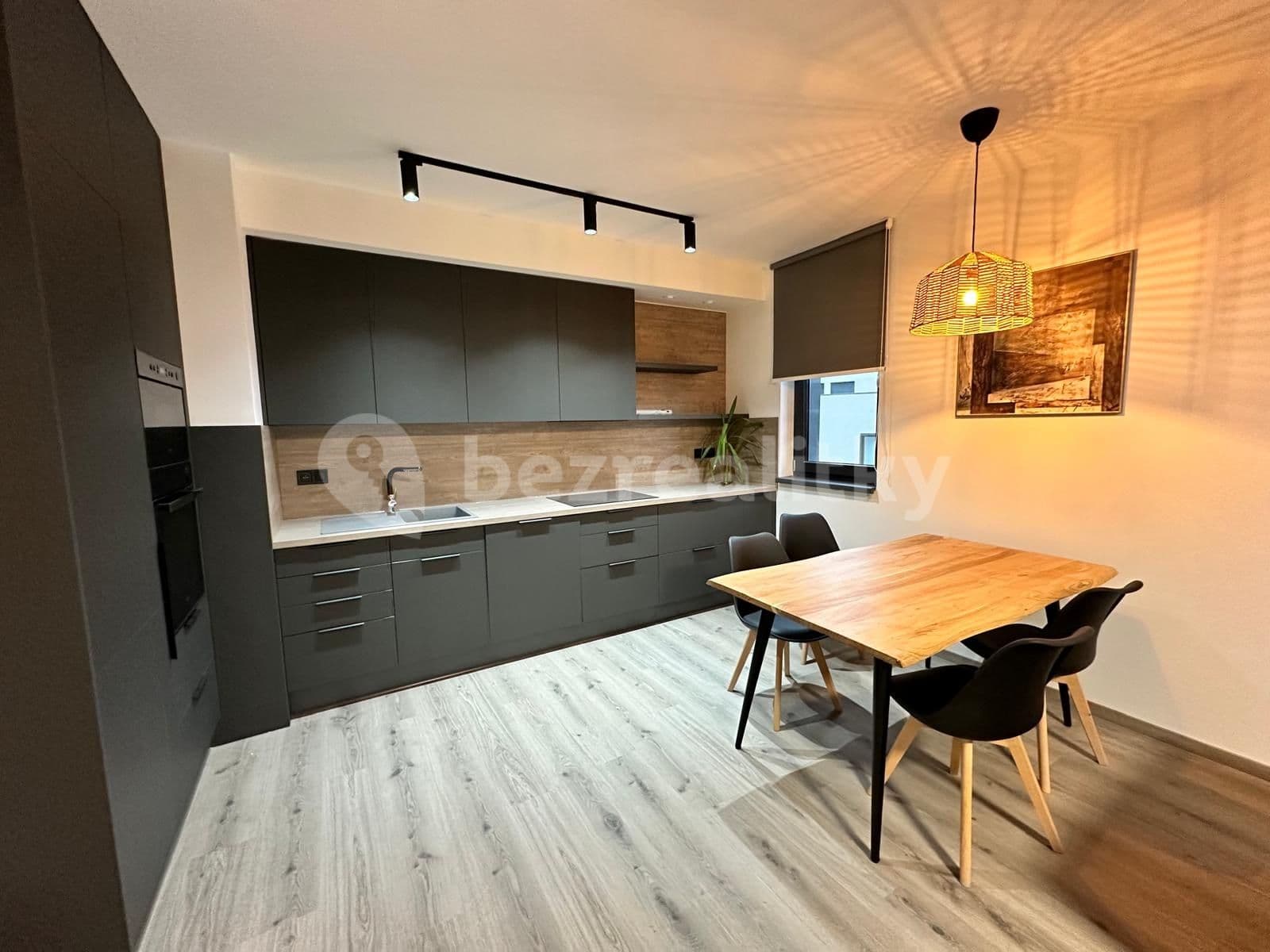 Pronájem bytu 3+kk 74 m², Olgy Havlové, Praha, Praha Pronájem bytu 3+kk 74 m², Olgy Havlové, Praha, Praha