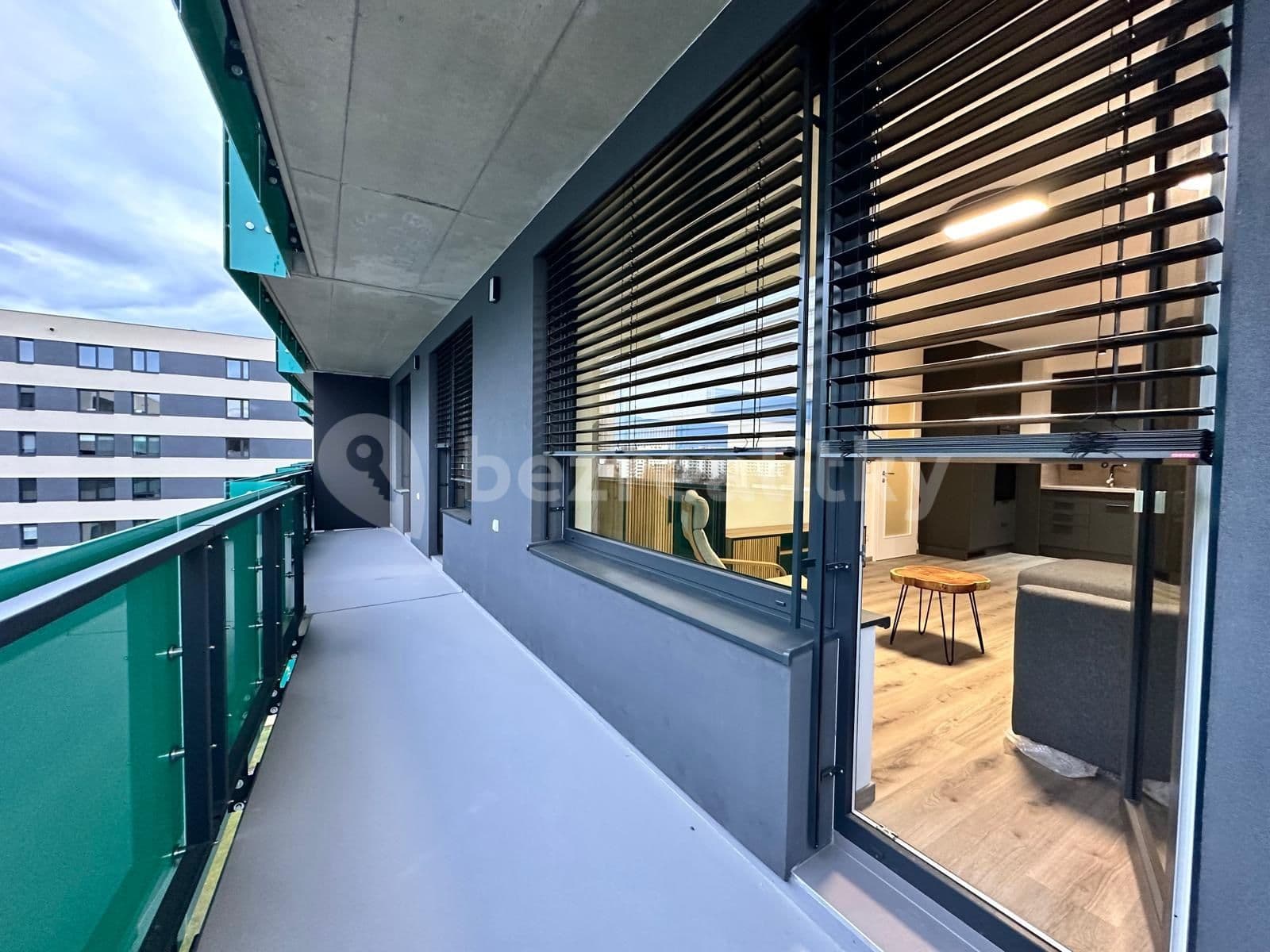 Pronájem bytu 3+kk 74 m², Olgy Havlové, Praha, Praha Pronájem bytu 3+kk 74 m², Olgy Havlové, Praha, Praha